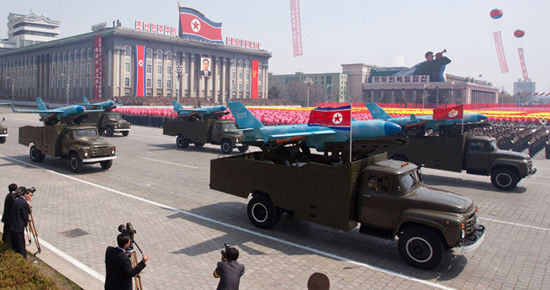 朝鮮國(guó)產(chǎn)無(wú)人機(jī)亮相閱兵式